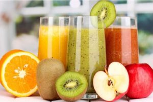 چرا خرید عمده آبمیوه و کمپوت از بنک استار به‌صرفه‌تر است؟